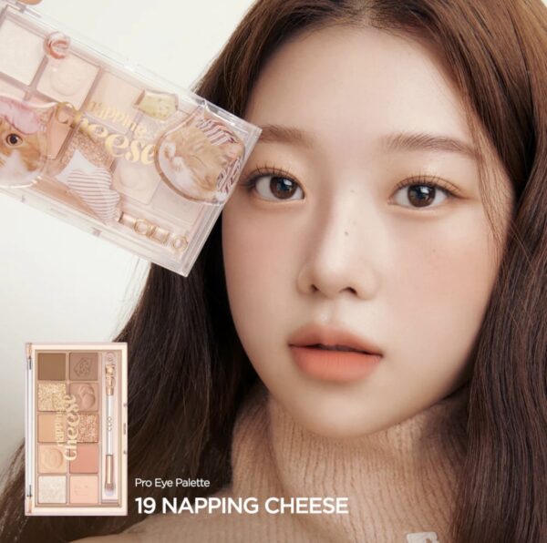 CLIO -  Pro Eye Palette #19 x Koshort in Seoul Limited + Stickers - Imagen 4