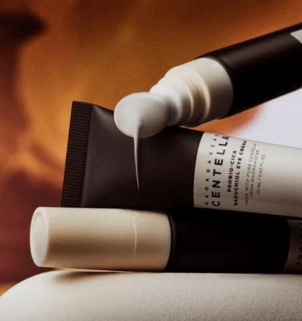 Skin1004 - Madagascar Centella Probio-Cica Bakuchiol Crema para Ojos Paquete Doble - Imagen 3