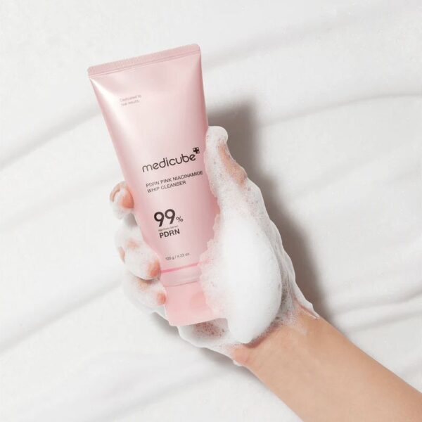 Medicube - PDRN PINK Niacinamide Whip Cleanser ( Limpiador para unificar y dar firmeza) - Imagen 2